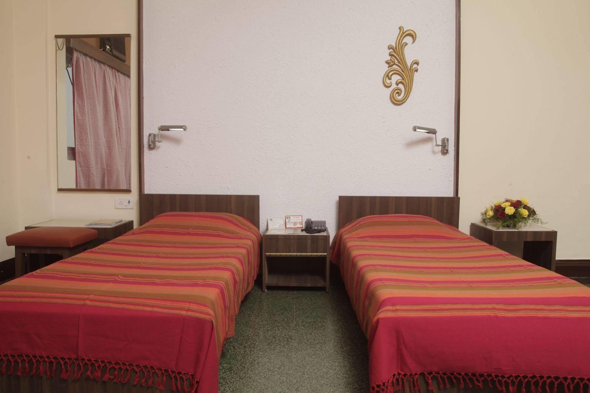 Sea Green Hotel Мумбаї Екстер'єр фото