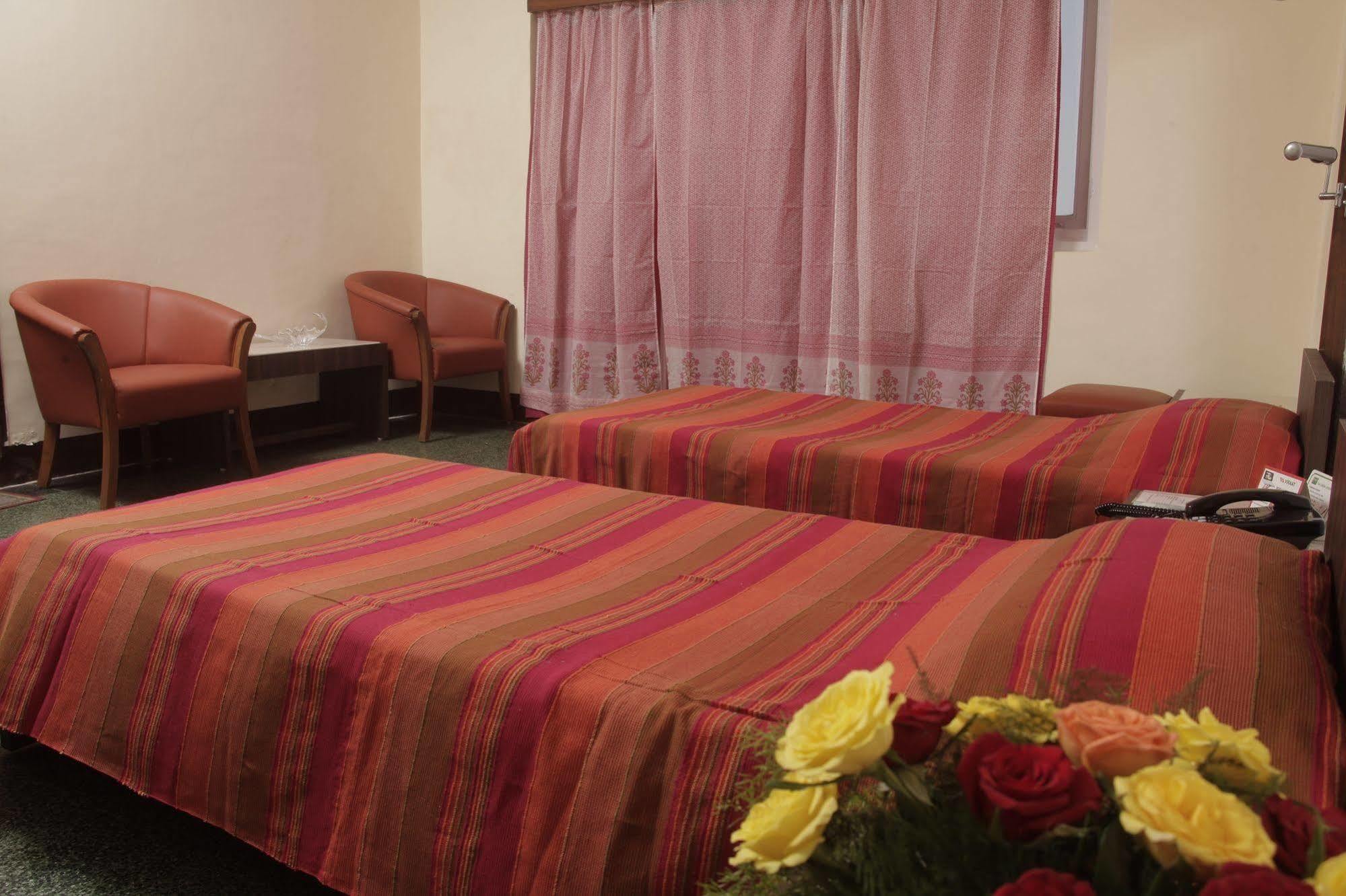 Sea Green Hotel Мумбаї Екстер'єр фото