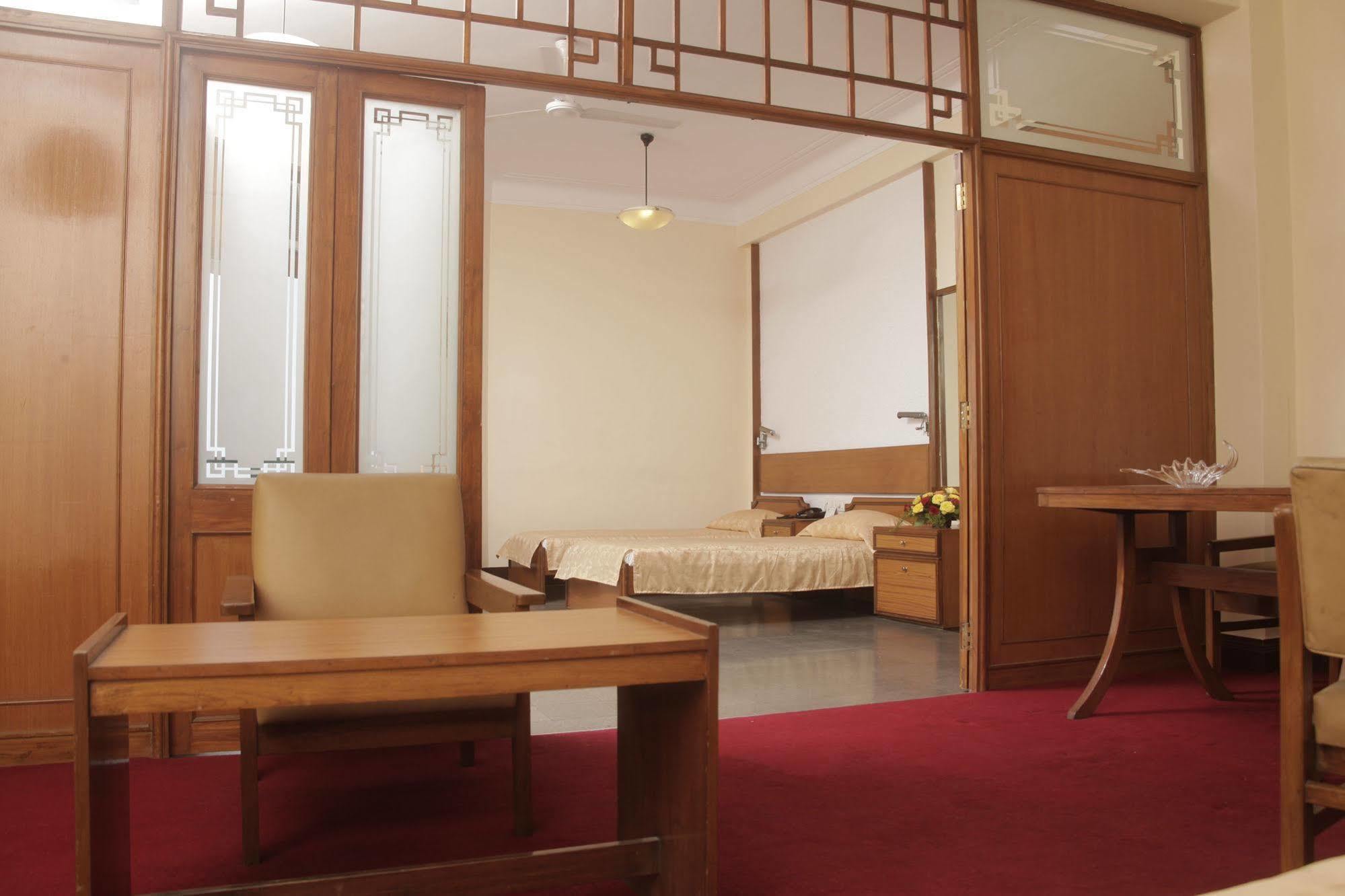 Sea Green Hotel Мумбаї Екстер'єр фото